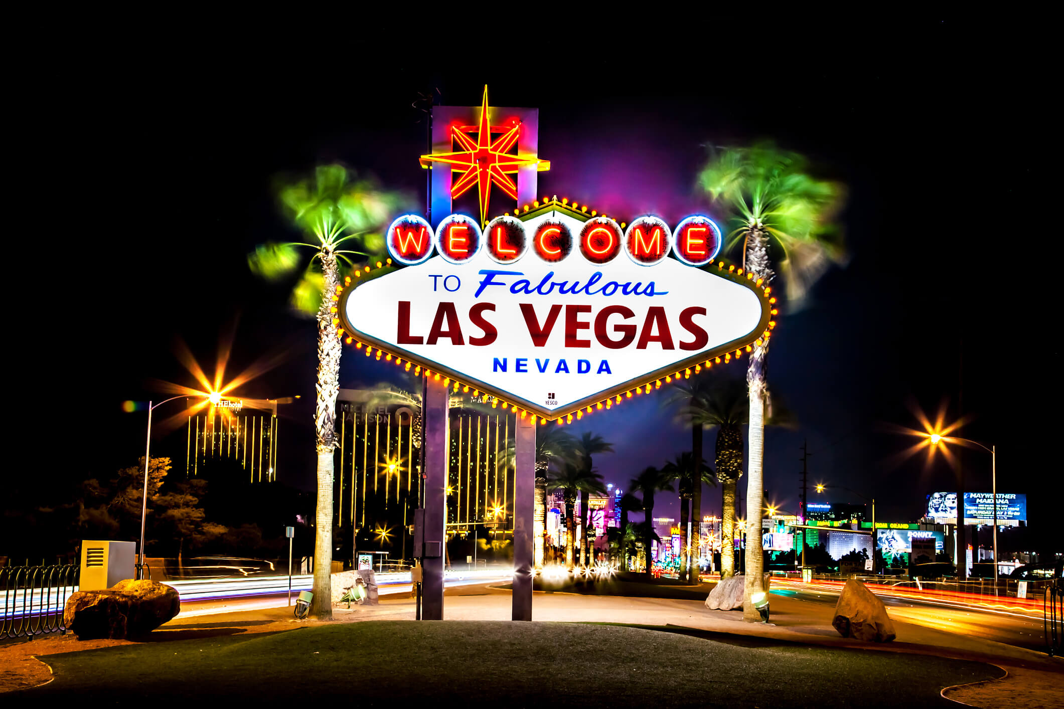 welcome to fabulous las vegas neon